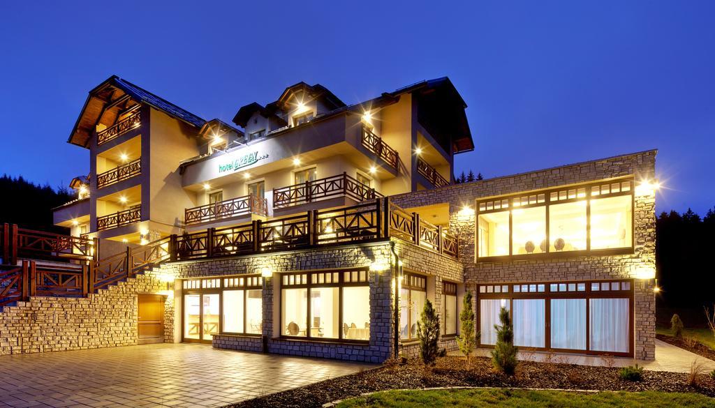 绿色酒店 道尼库宾 外观 照片